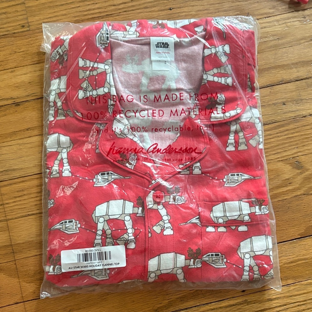 Hanna Andersson Red AT-AT Print Pajama Top - Picture 4 of 5